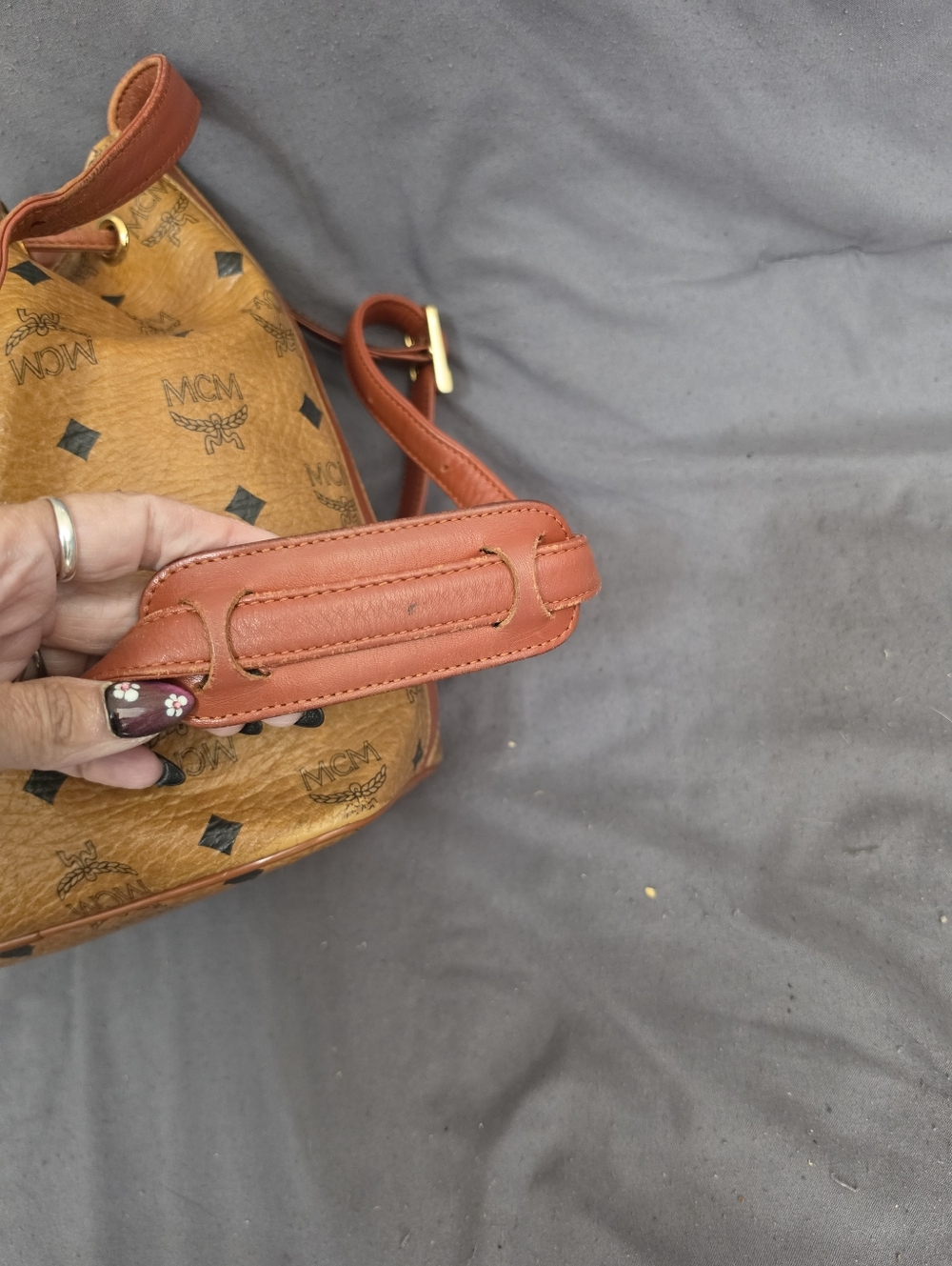 AUTHENTIC Cognac/Chestnut McM Visetos Leather Drawstring Bucket Shoulder Bag - Picture 7 of 15